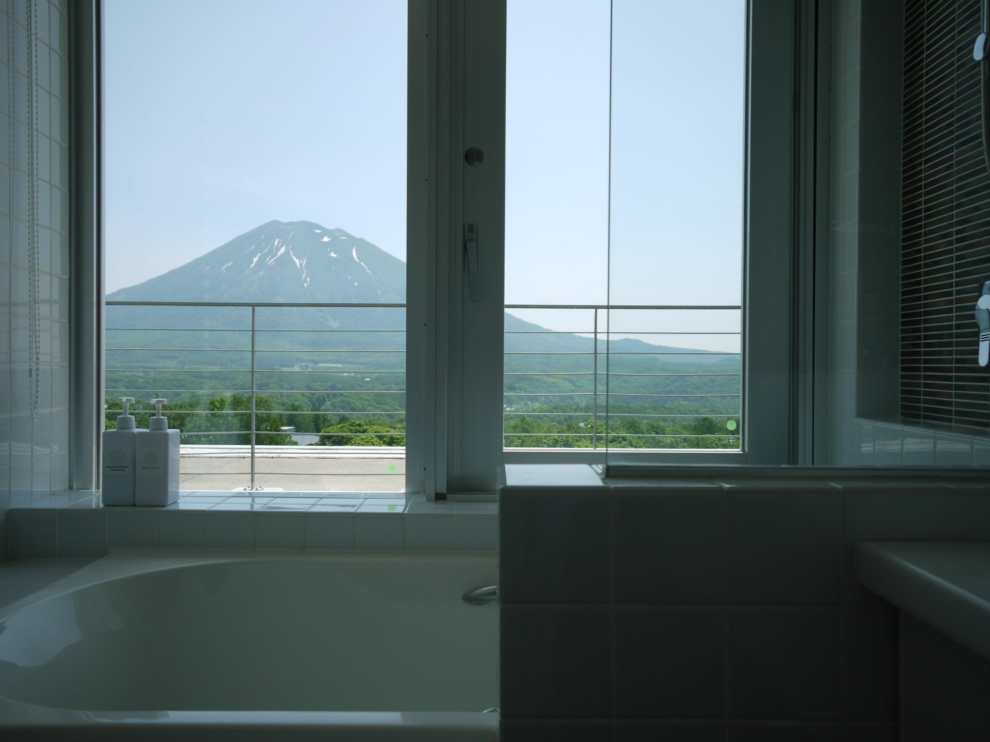 Niseko Central - Youtei Tracks Kutchan Exterior photo